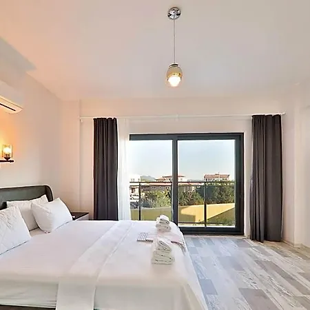 Charming With Private Pool In Hotel Kaș