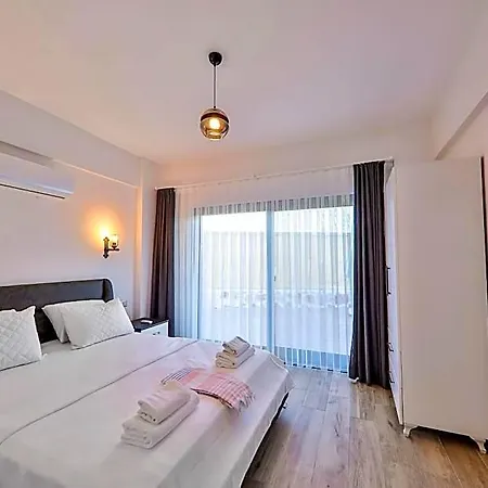 호텔 Charming With Private Pool In 4*