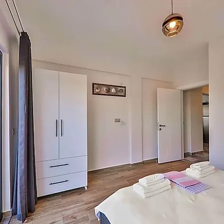 Charming With Private Pool In Hotel 4*